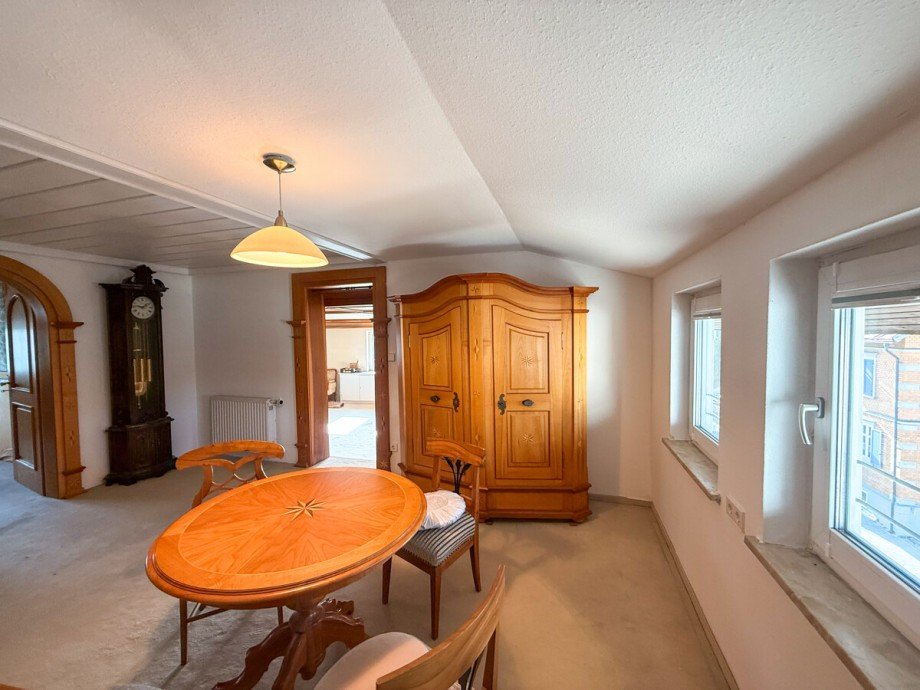 Gro�e Wohnung DG Esszimmer Mehrfamilienhaus Lindenberg im Allg�u