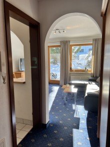 Diele Richtung Wohnen TOP  LAGE 
2 Zimmer Wohnung mit S�D Terrasse 
im Bergdorf Steibis - Oberstaufen