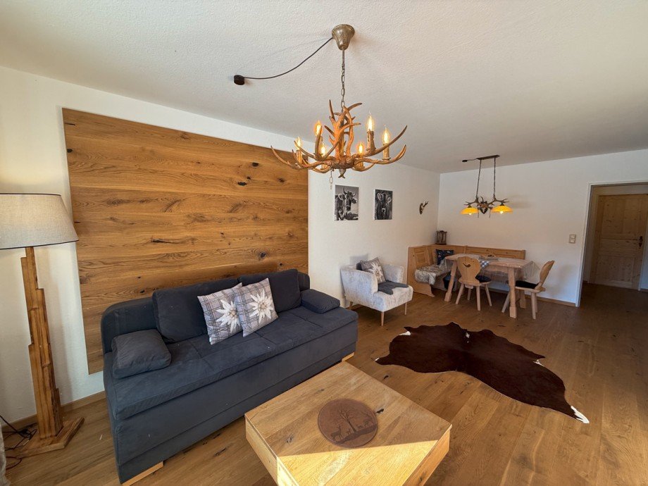 Wohnzimmer Erdgeschosswohnung Oberstaufen-Weissach