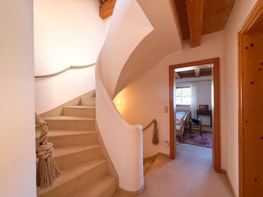 Treppe ins DG Reihenmittelhaus Lindenberg im Allg�u / Ellgassen