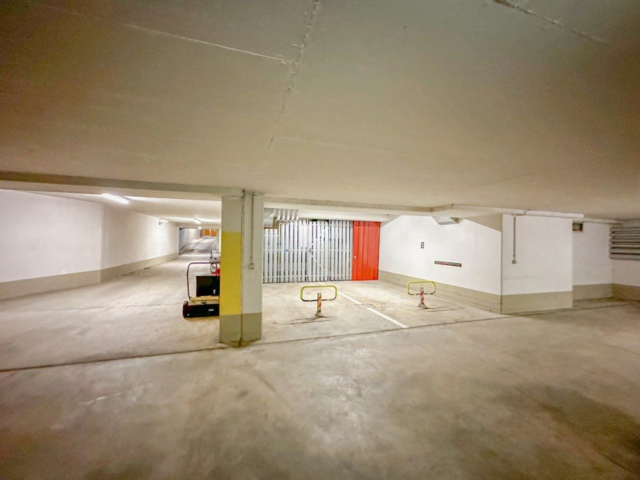 Tiefgaragenstellpl�tze Dachgeschosswohnung Oberreute