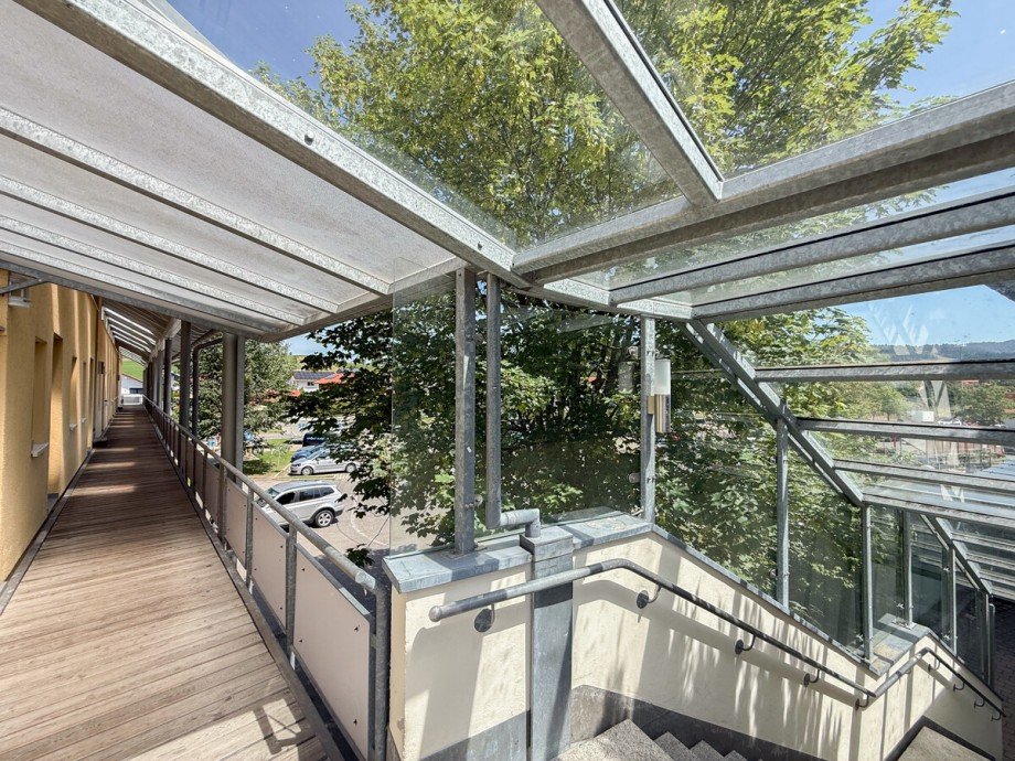Zugang zur Wohnung �ber die Treppe Etagenwohnung Oberstaufen