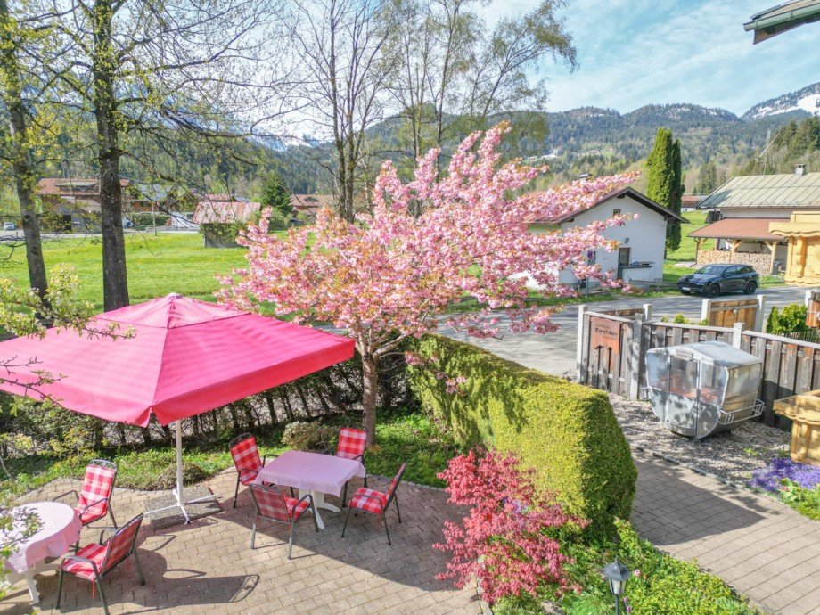 Terrasse Mehrfamilienhaus Oberstdorf / Tiefenbach bei Oberstdorf