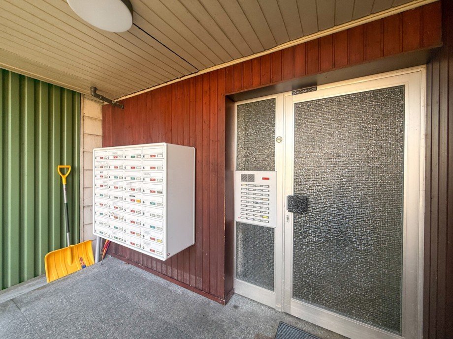 Hauseingang Etagenwohnung Lindenberg im Allg�u