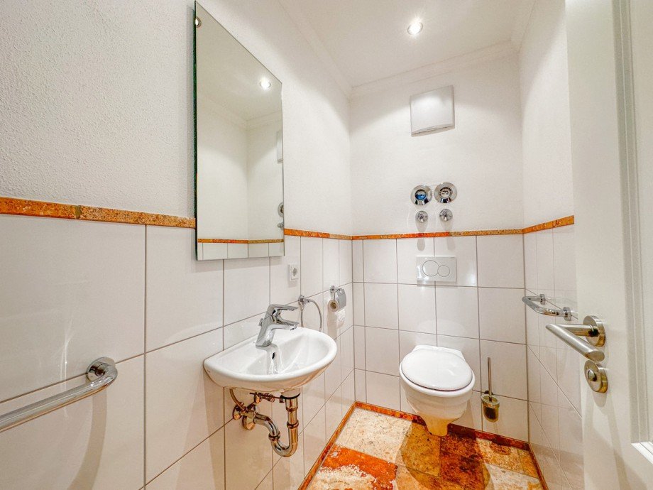 G�ste WC Dachgeschosswohnung Oberstaufen