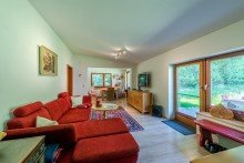 Einliegerwohnung Traumhafte Immobilie im Landhausstil in bester Lage am Rande eines Waldgebietes