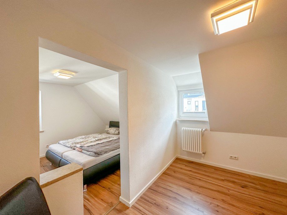 Elternschlafzimmer mit Ankleide Doppelhaush�lfte Lindenberg im Allg�u