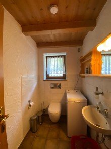 G�ste WC EG. Ein Haus in Top Lage 
in Immenstadt im Allg�u 
mit unverbaubarem Blick in die Berge!