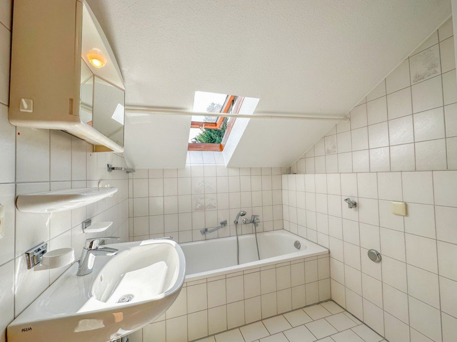 Badezimmer OG Maisonettewohnung Weiler-Simmerberg