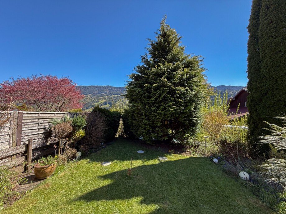 Garten Doppelhaush�lfte Oberstaufen / Wiedemannsdorf
