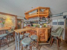 Restaurant TOP KAPITALANLAGE
 Bar - Bistro - Vinothek 
im Zentrum von Oberstaufen