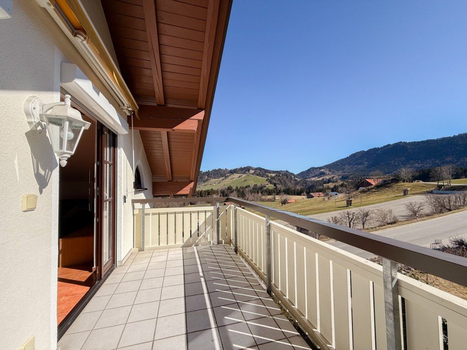 S�d-Balkon Dachgeschosswohnung Oberstaufen / Steibis
