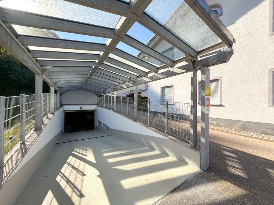 Einfahrt Tiefgarage Etagenwohnung Oberstaufen