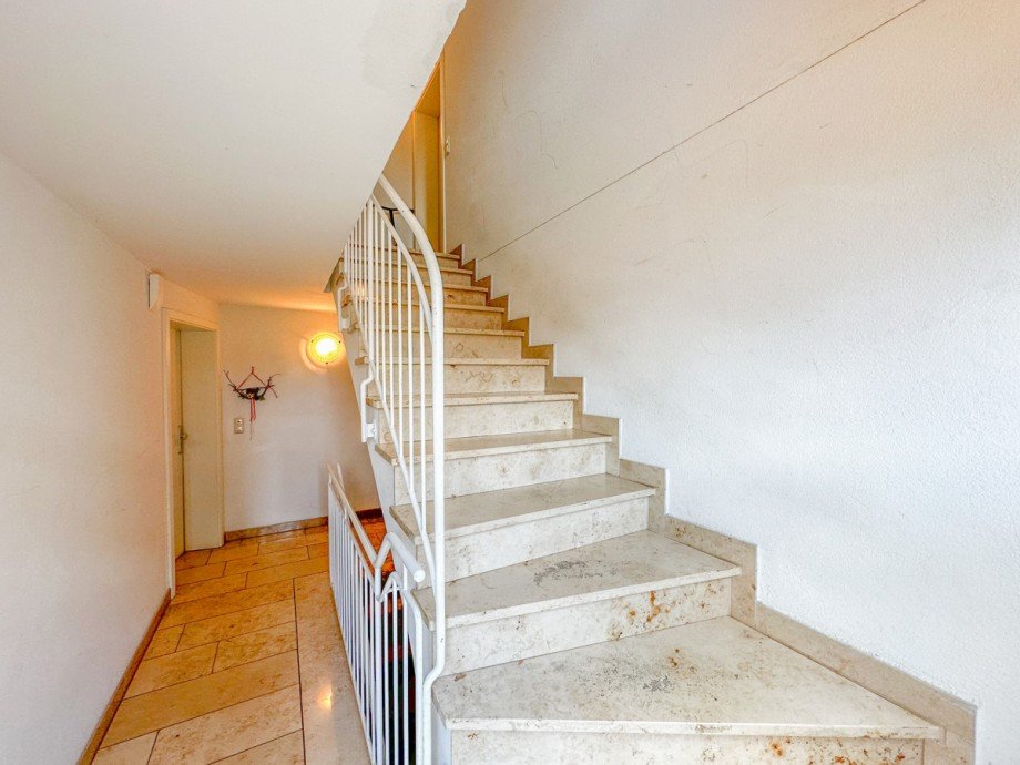 Treppenhaus Maisonettewohnung Oberstaufen