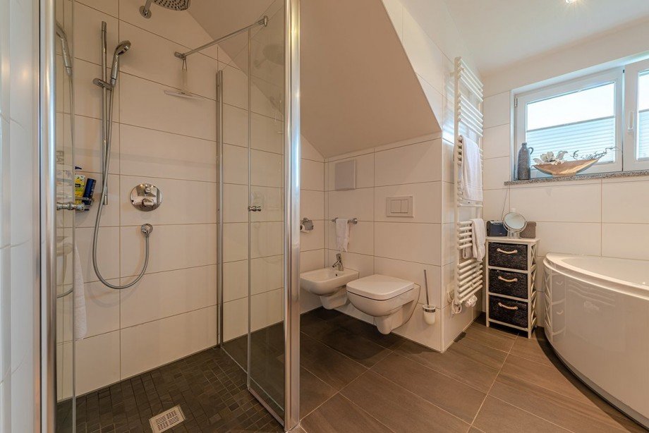 Badezimmer Dachgeschosswohnung Oberstaufen