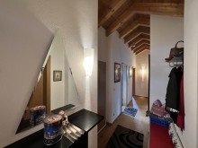 4 Zimmer Dachgeschoss Wohnung 
mit drei Balkonen!