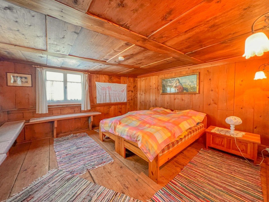 Schlafzimmer 2 EG Bauernhaus Maierh�fen
