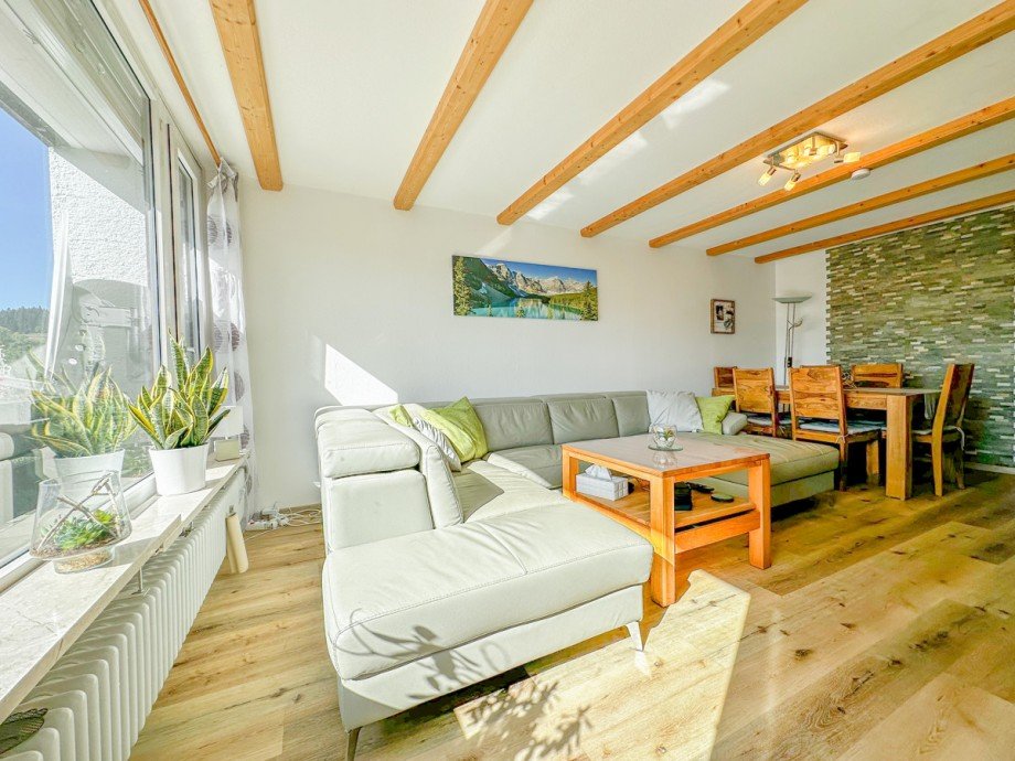 Wohn und Esszimmer Etagenwohnung Oberstaufen