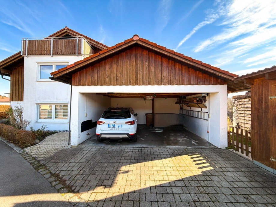 Carport Stellplatz Reihenmittelhaus Lindenberg im Allg�u / Ellgassen