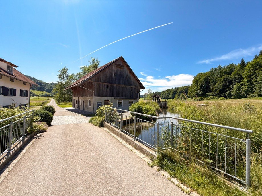 Zufahrt Bauernhaus Oberg�nzburg