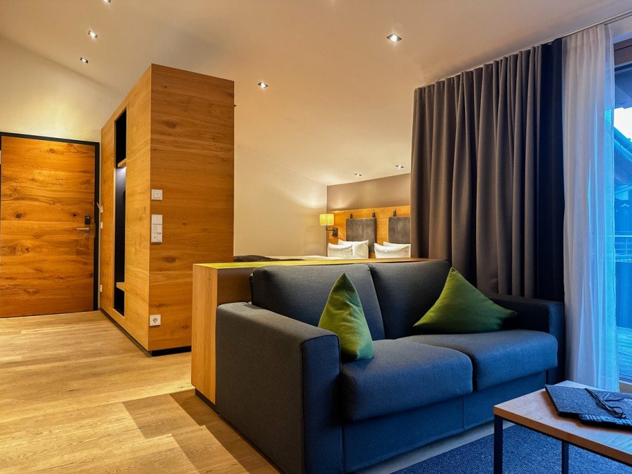 Wohn / Schlafzimmer ( Chalet Hohenegg ) Dachgeschosswohnung Oberstaufen
