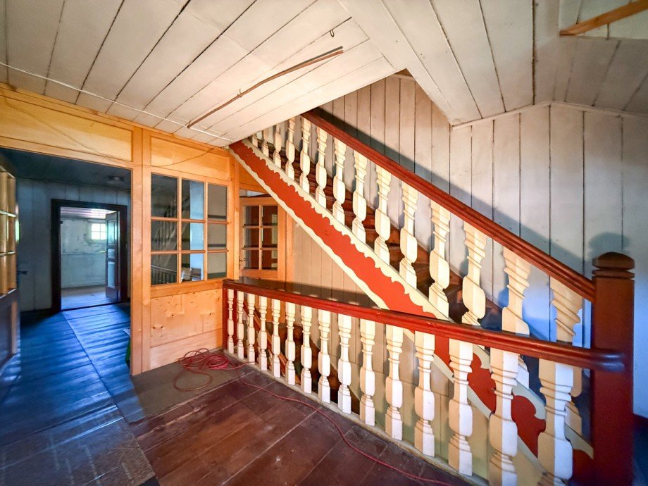 Treppenhaus OG Villa Oberstaufen / Wei�ach