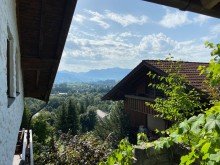 Westseite Freisitz Ein Haus in Top Lage 
in Immenstadt im Allg�u 
mit unverbaubarem Blick in die Berge!
