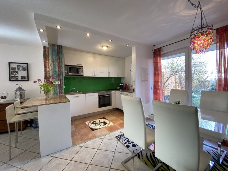 K�che mit Essplatz Erdgeschosswohnung Ludwigsburg