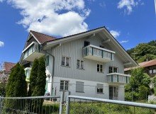  4 Zimmer Dachgeschoss Wohnung 
mit drei Balkonen!