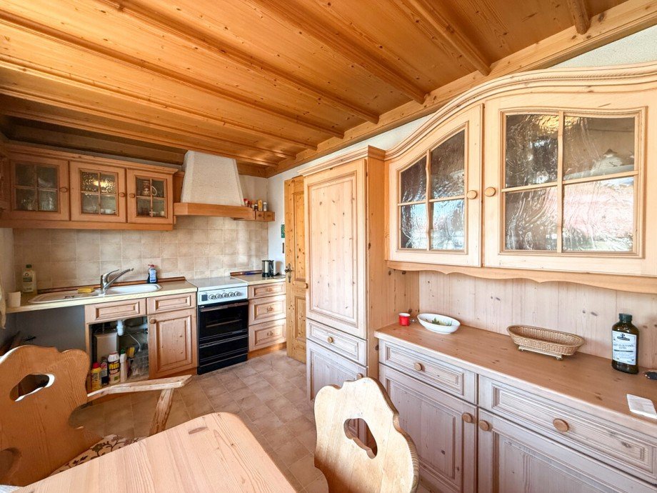 Gro�e Wohnung DG K�che Mehrfamilienhaus Lindenberg im Allg�u