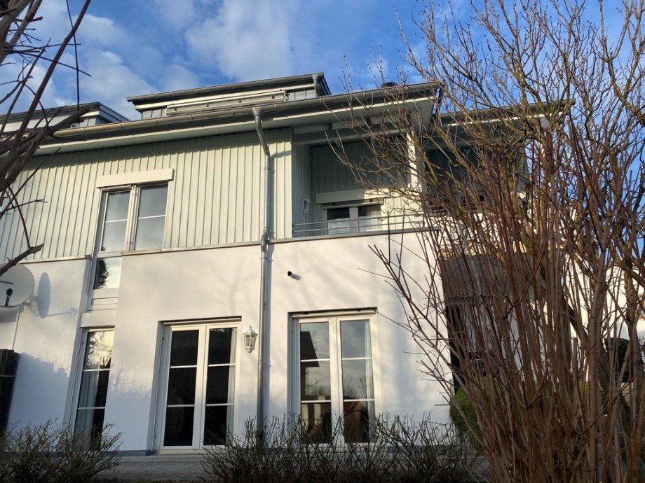  Doppelhaush�lfte Wei�ensberg