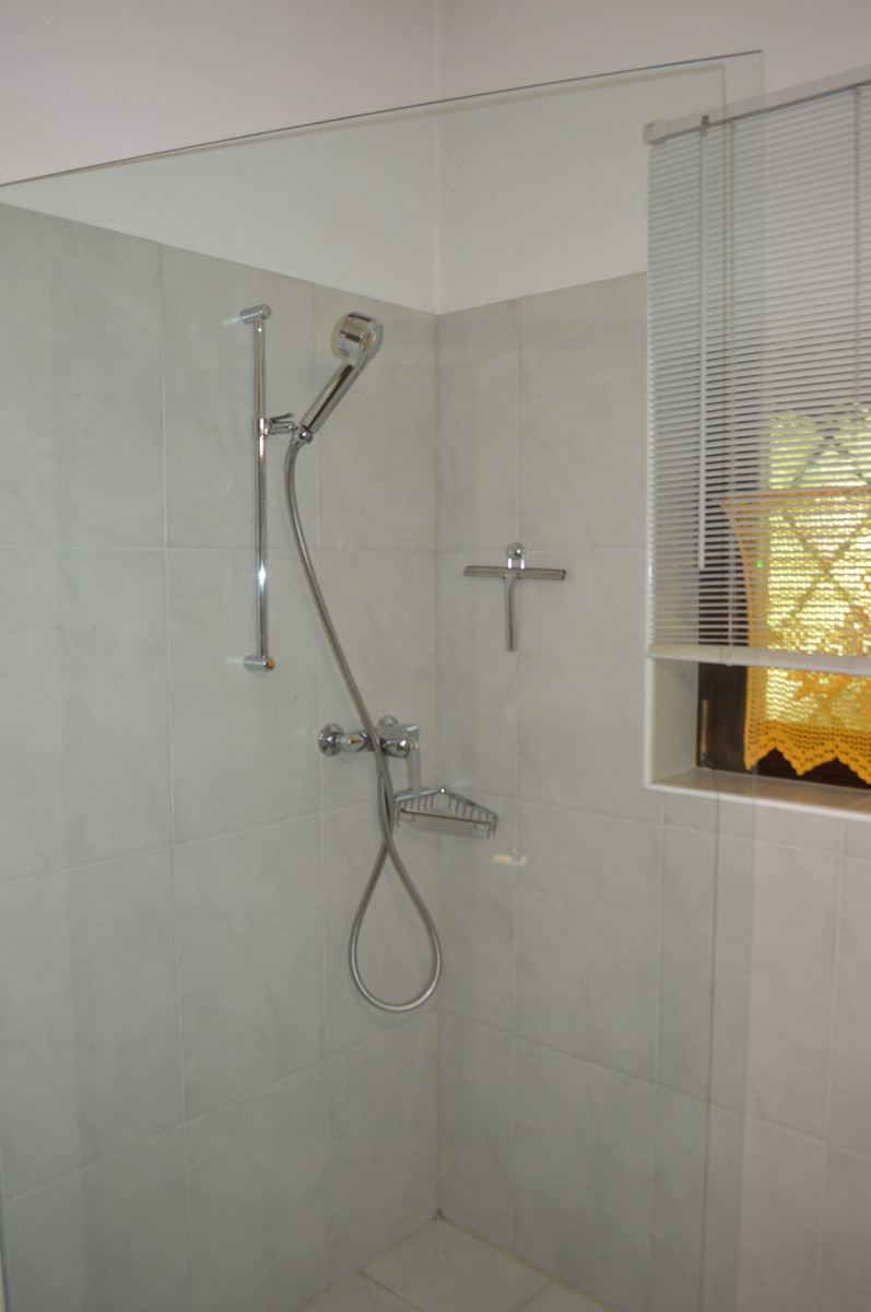 Dusche - Badezimmer Etagenwohnung Vira (Gambarogno)