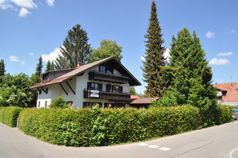  Oberstaufen Mehrfamilienhaus AAA - Lage in Oberstaufen Mehrfamilienhaus mit drei Wohneinheiten!