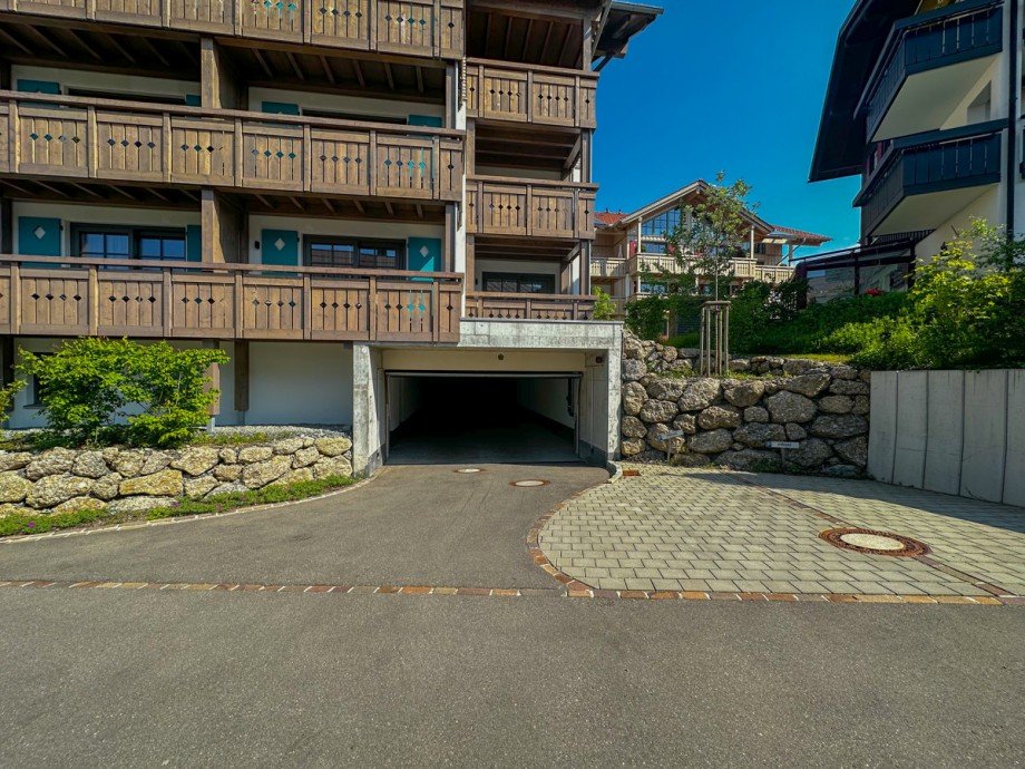Garagenzufahrt Terrassenwohnung Oberstaufen