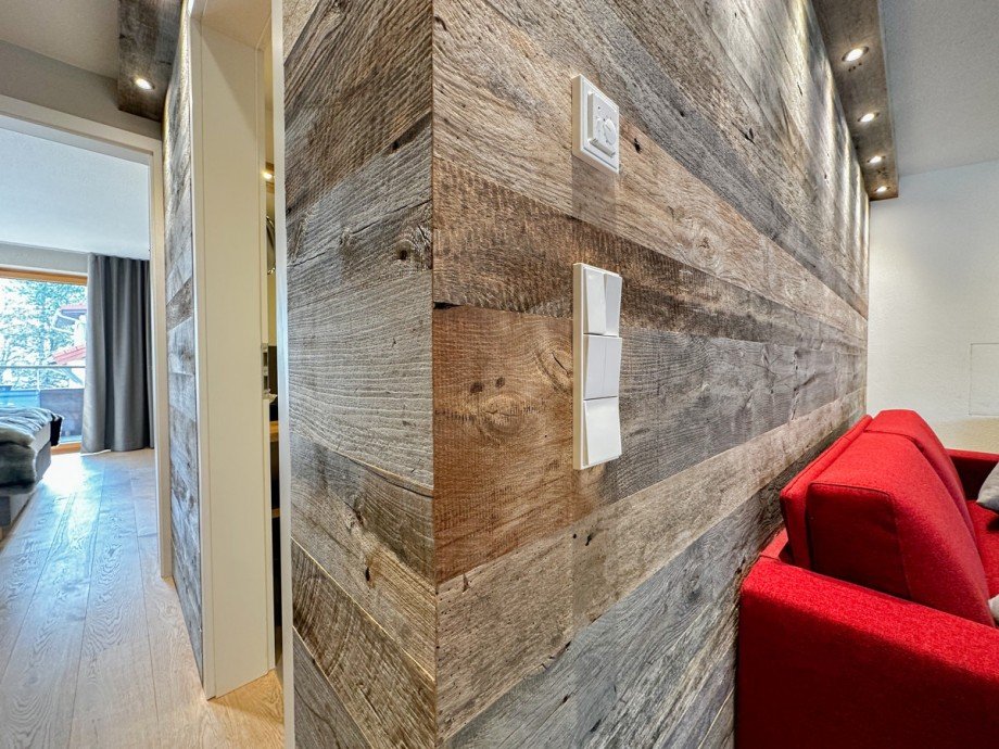 Echtholz veredelter R�ckwand Etagenwohnung Oberstaufen