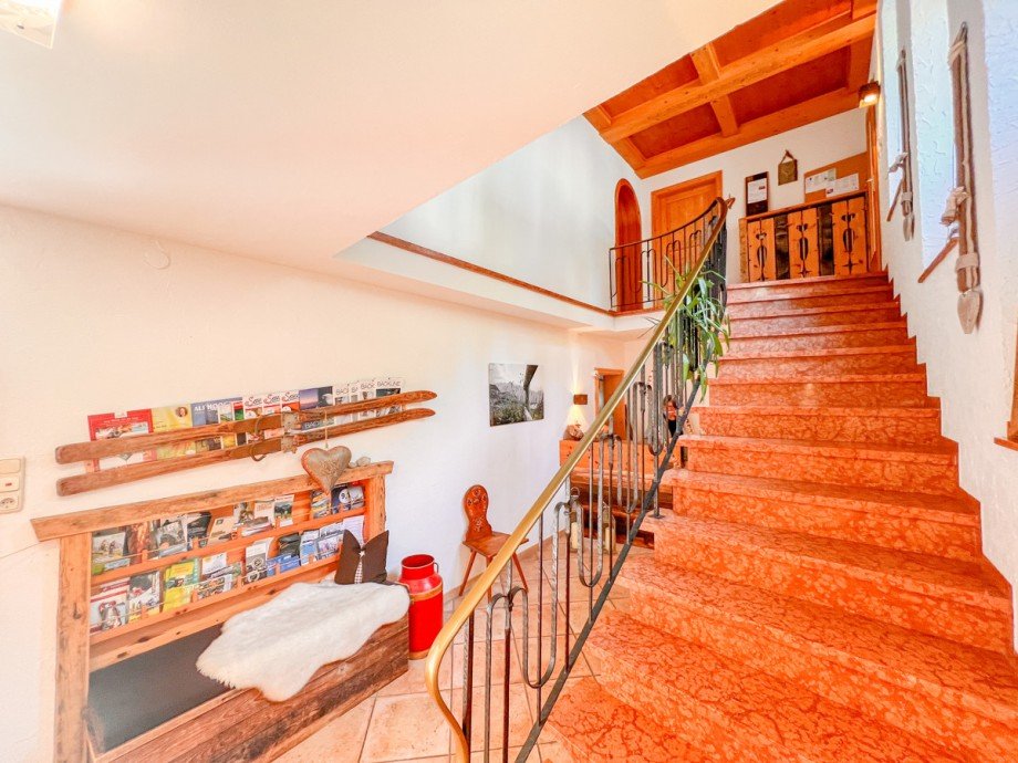 Treppenhaus Mehrfamilienhaus Oberstdorf / Tiefenbach bei Oberstdorf