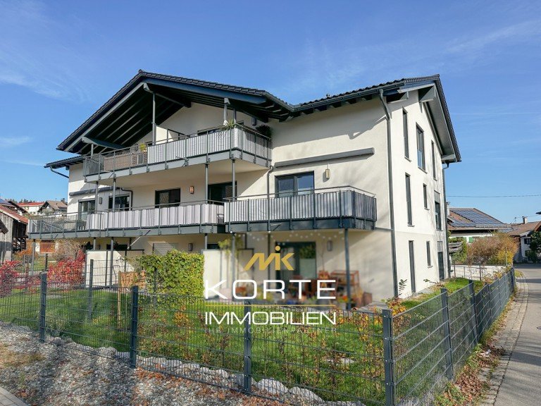Wohnhaus Wertach Etagenwohnung Gr�nten-Blick:Neuwertige 2-Zimmerwohnung in Wertach im Allg�u mit S�d-Balkon und TG-Stellplatz