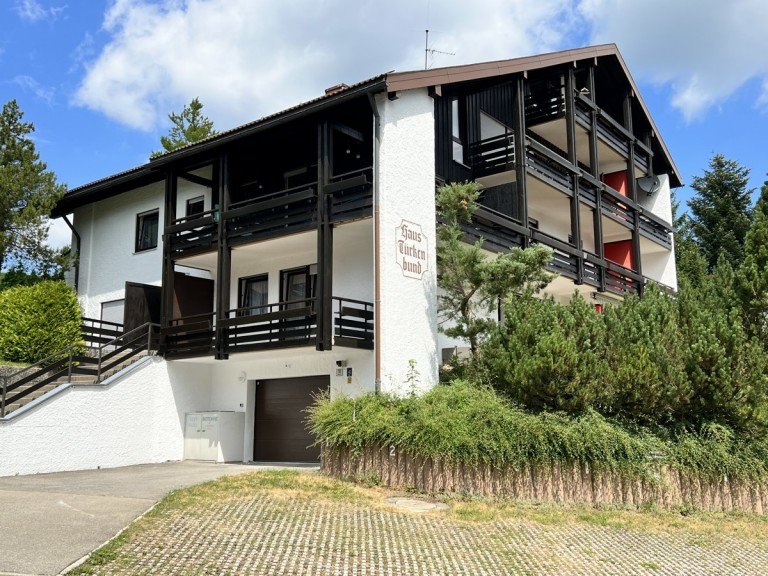 S�D - Ansicht Oberstaufen / Steibis Etagenwohnung Gem�tliche 2 - Zimmer Wohnung mit Bergblick in Oberstaufen / Steibiskomplett NEU renoviert