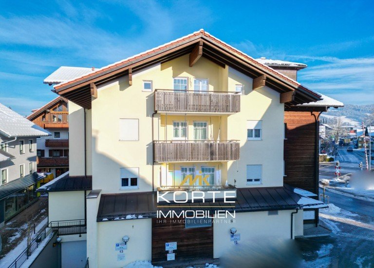 Wohnhaus Oberstaufen Dachgeschosswohnung Exklusives Wohnen in zentraler Lage von Oberstaufen Hochwertige 2-Zimmer Wohnung in Oberstaufen im Allg�u