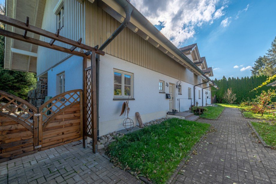 Hausteil WO 2 + 3 vorne und 1 hinten Mehrfamilienhaus Opfenbach