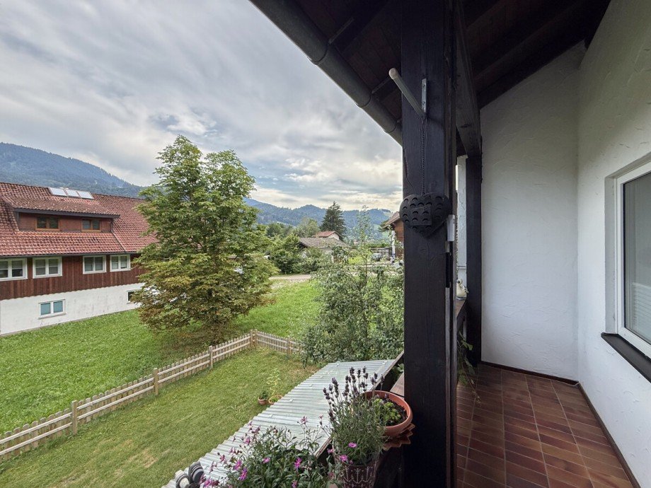 Balkon WHG OG West Mehrfamilienhaus Oberstaufen / Wiedemannsdorf