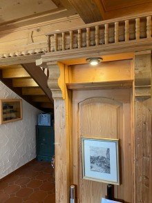 Holzarbeiten Ein Haus in Top Lage 
in Immenstadt im Allg�u 
mit unverbaubarem Blick in die Berge!