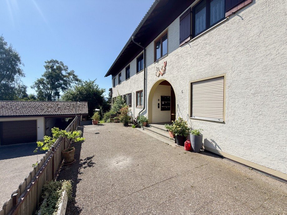 Haus Zugang Dachgeschosswohnung Scheidegg / Lindenau