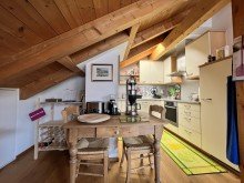  4 Zimmer Dachgeschoss Wohnung 
mit drei Balkonen!