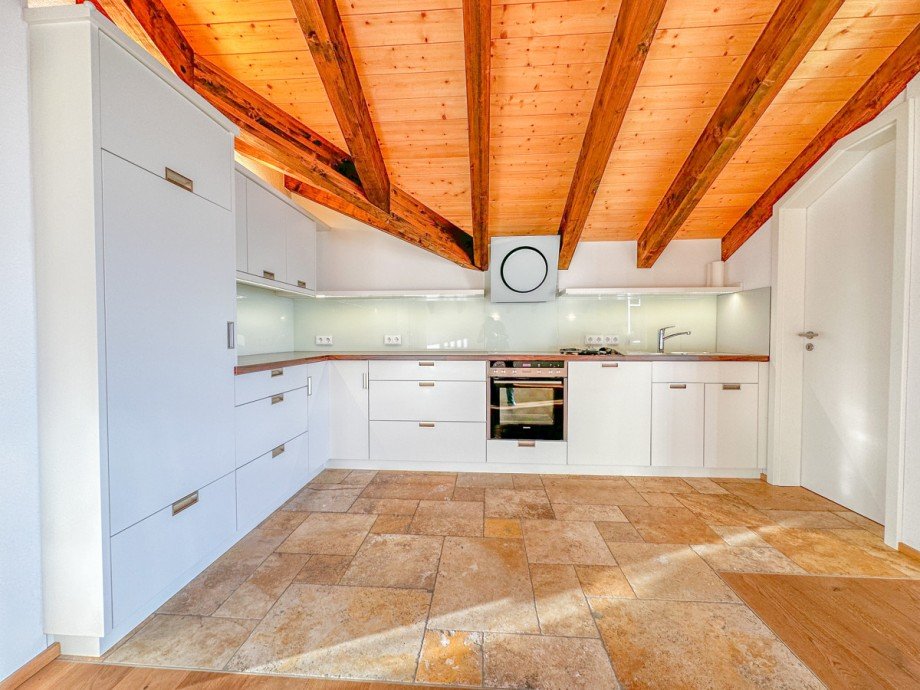 Einbauk�che Dachgeschosswohnung Oberstaufen