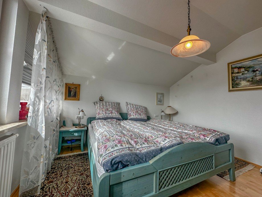 Schlafzimmer Dachgeschosswohnung Oberstaufen