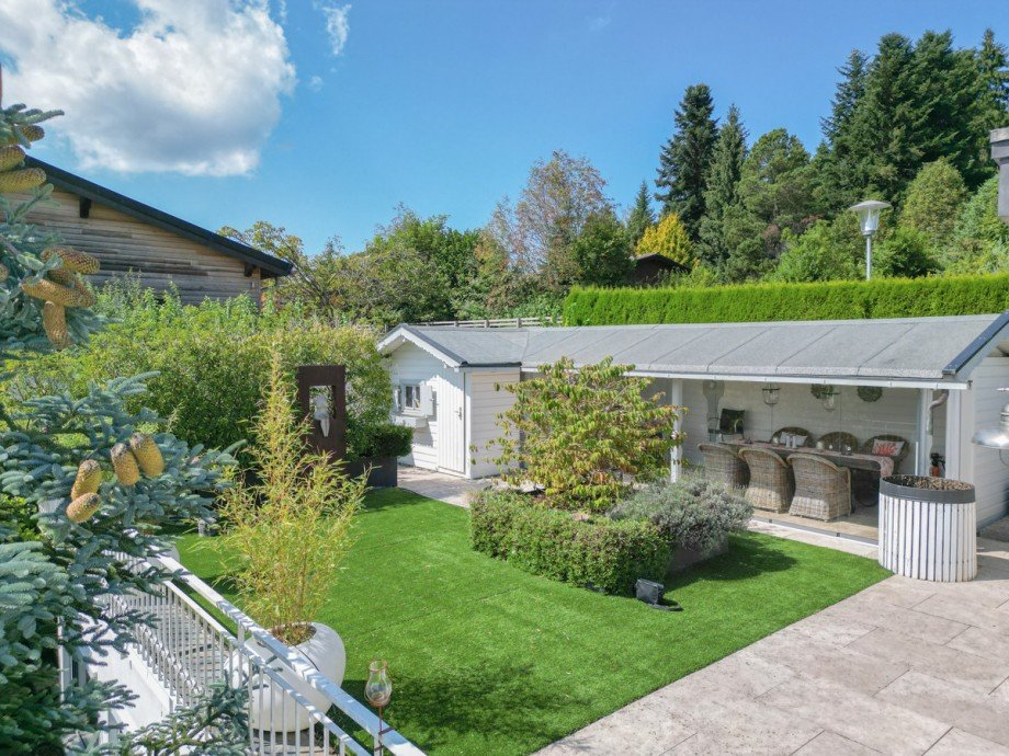 Garten / Terrasse mit Grillhaus Villa Scheidegg / Lindenau