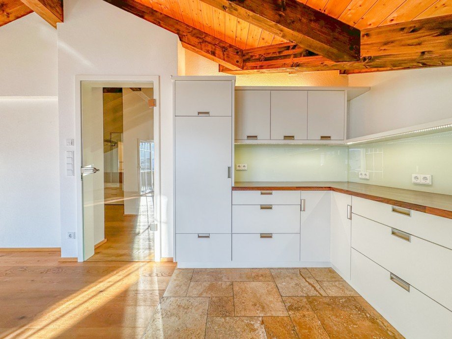 Einbauk�che Dachgeschosswohnung Oberstaufen