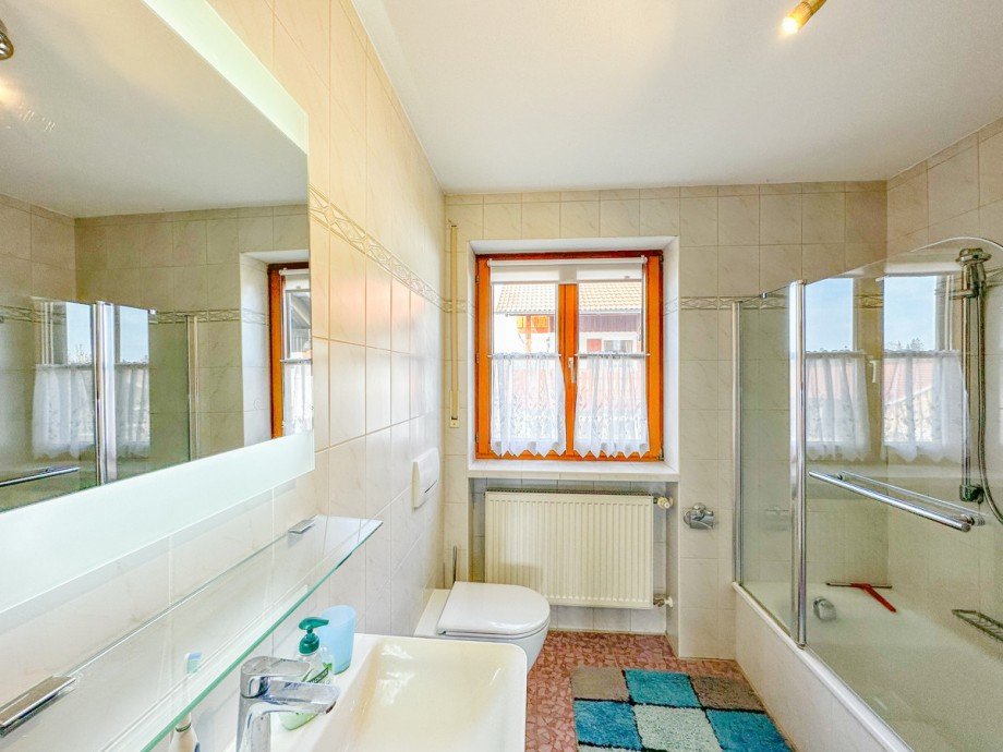Badezimmer Terrassenwohnung R�ckholz