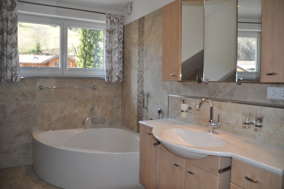 Badezimmer Dachgeschosswohnung Oberstaufen